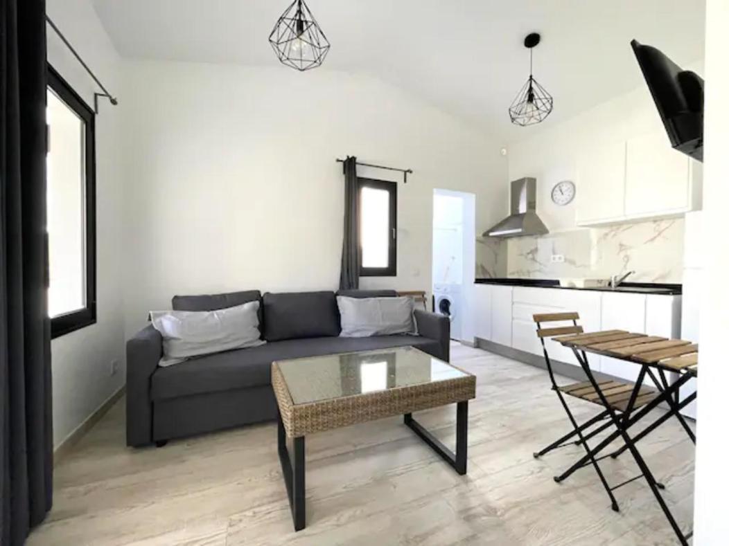 Apartamento Sunny With Garden #1 *