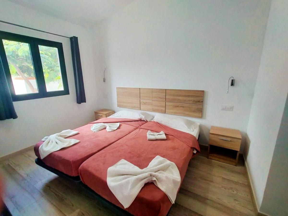 Apartamento Sunny With Garden #1